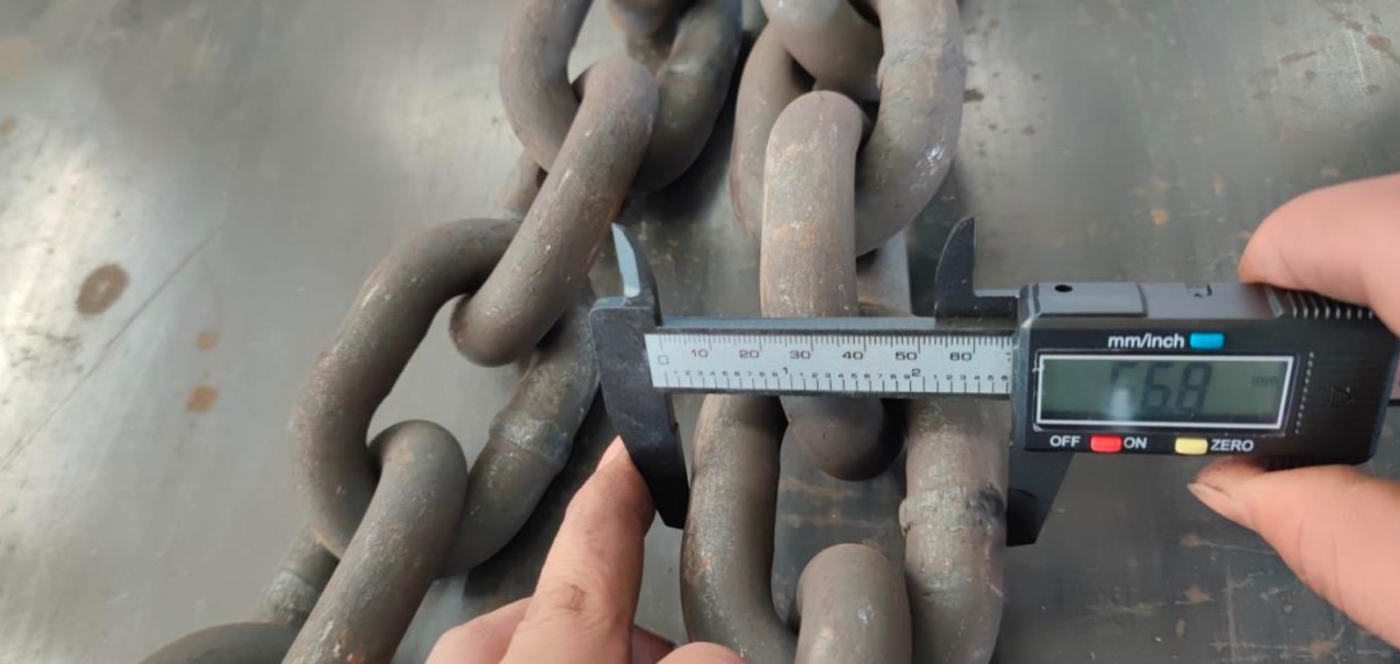 Link dimensions check - lifting chain