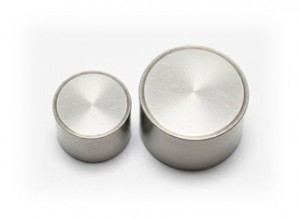 caledwch wyneb y gadwyn