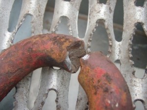 failed chain link