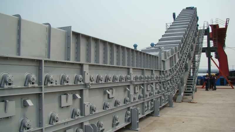 replacement of slag extractor conveyor chains and scrapers